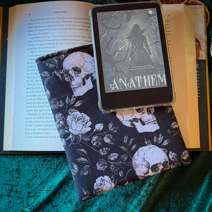 Dark Romance Padded Kindle Sleeve - Book Lover Gift