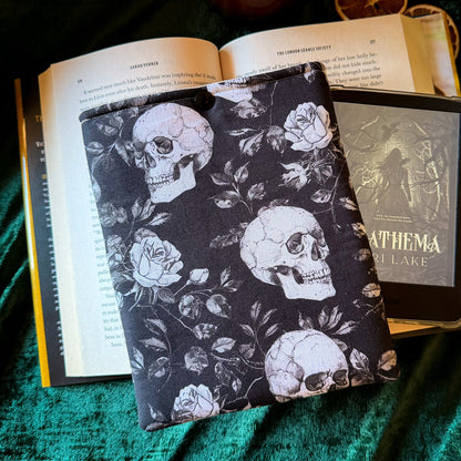 Dark Romance Padded Kindle Sleeve - Book Lover Gift