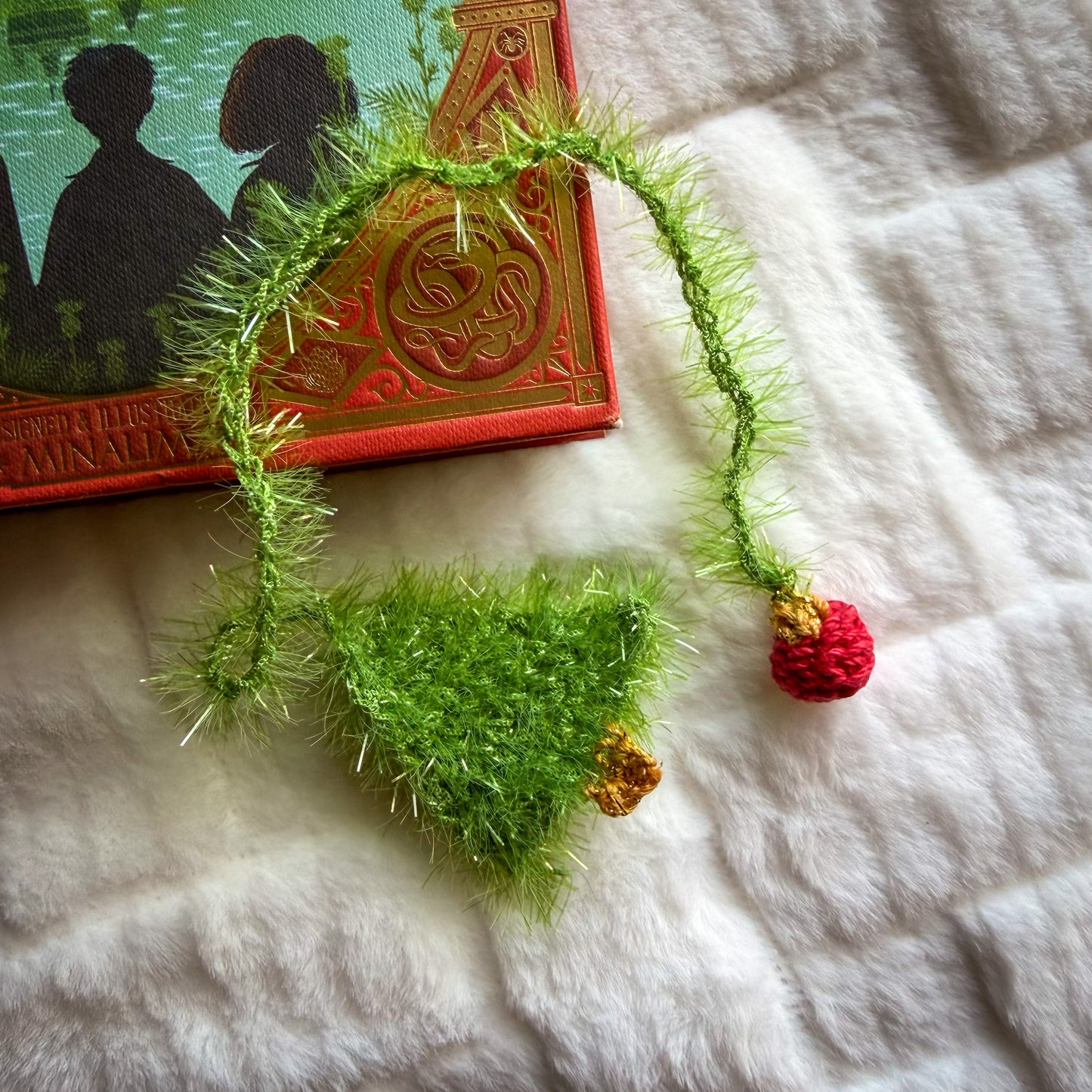 Christmas Tree Crochet Bookmark - Stocking Stuffer For Book Lovers
