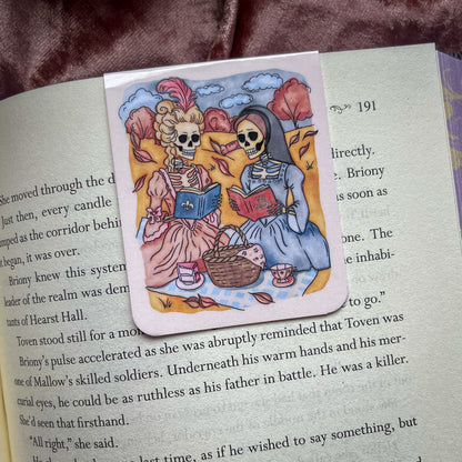 Bookish Halloween Magnetic Bookmark - Anne Boleyn & Marie Antoinette