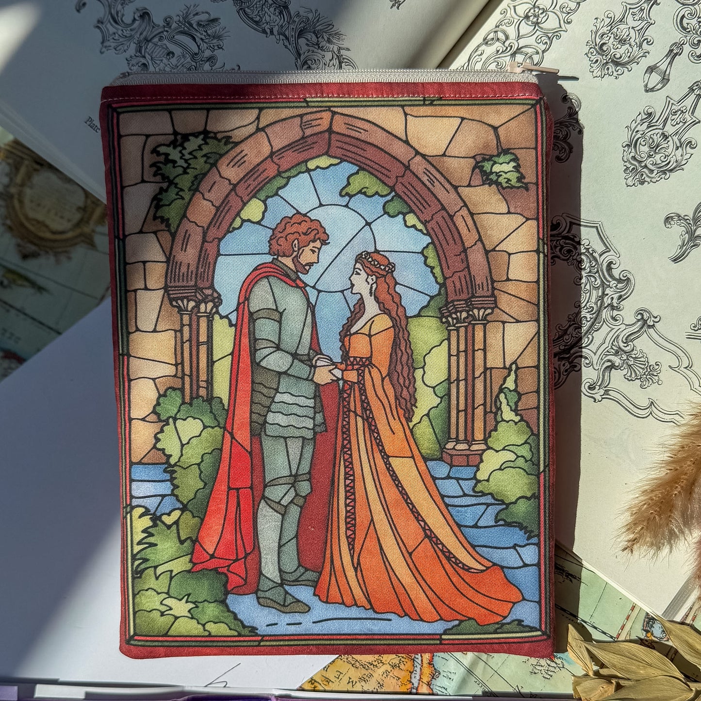 Medieval Romance Kindle Sleeve with Zipper - Book Lover Gift