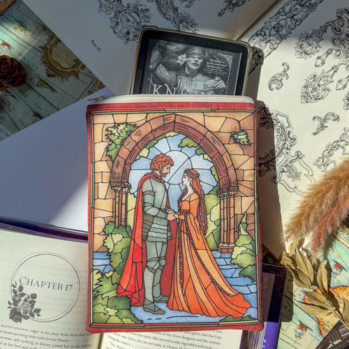 Medieval Romance Kindle Sleeve with Zipper - Book Lover Gift